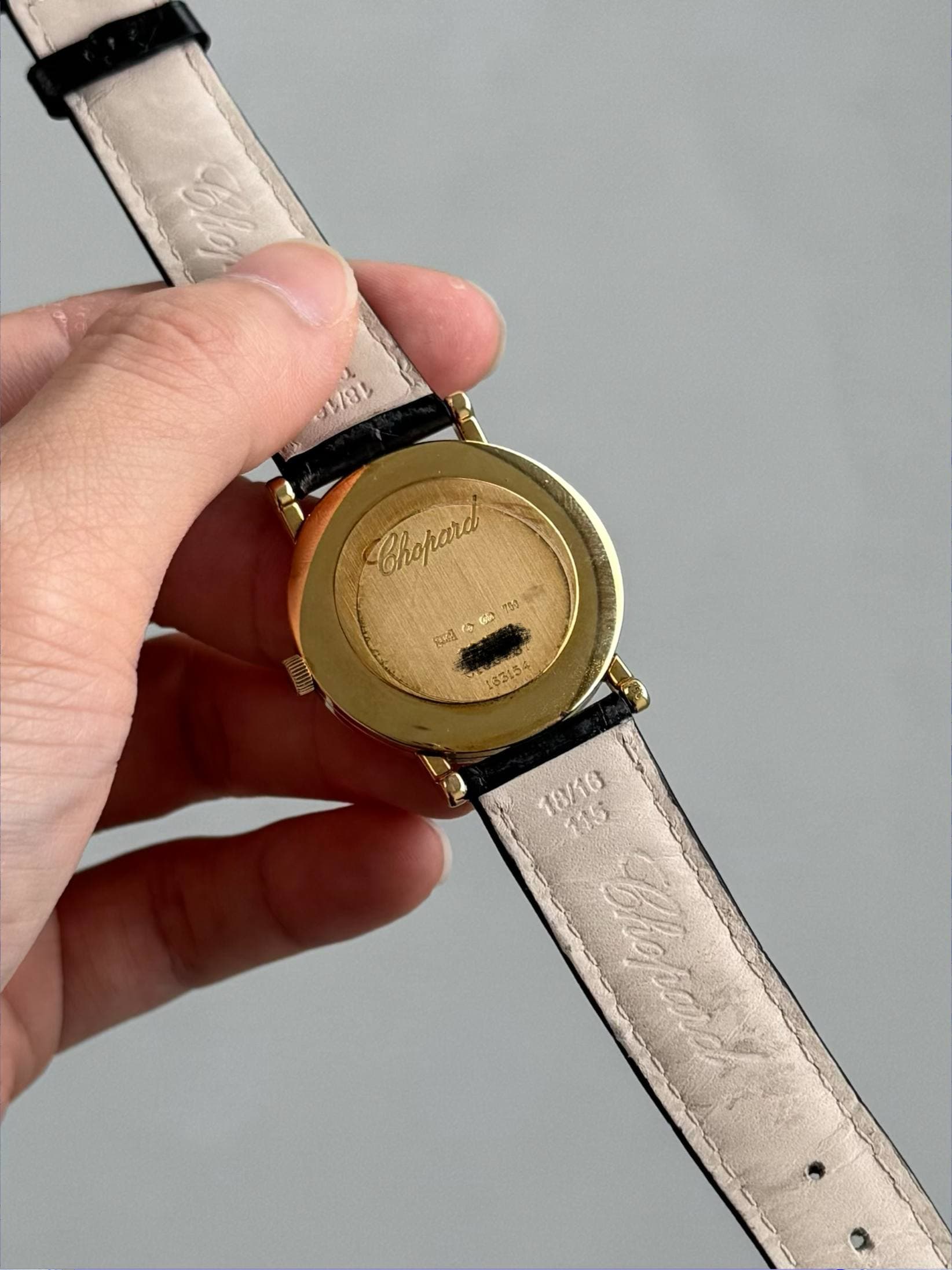 Chopard Classic 18k yellow gold