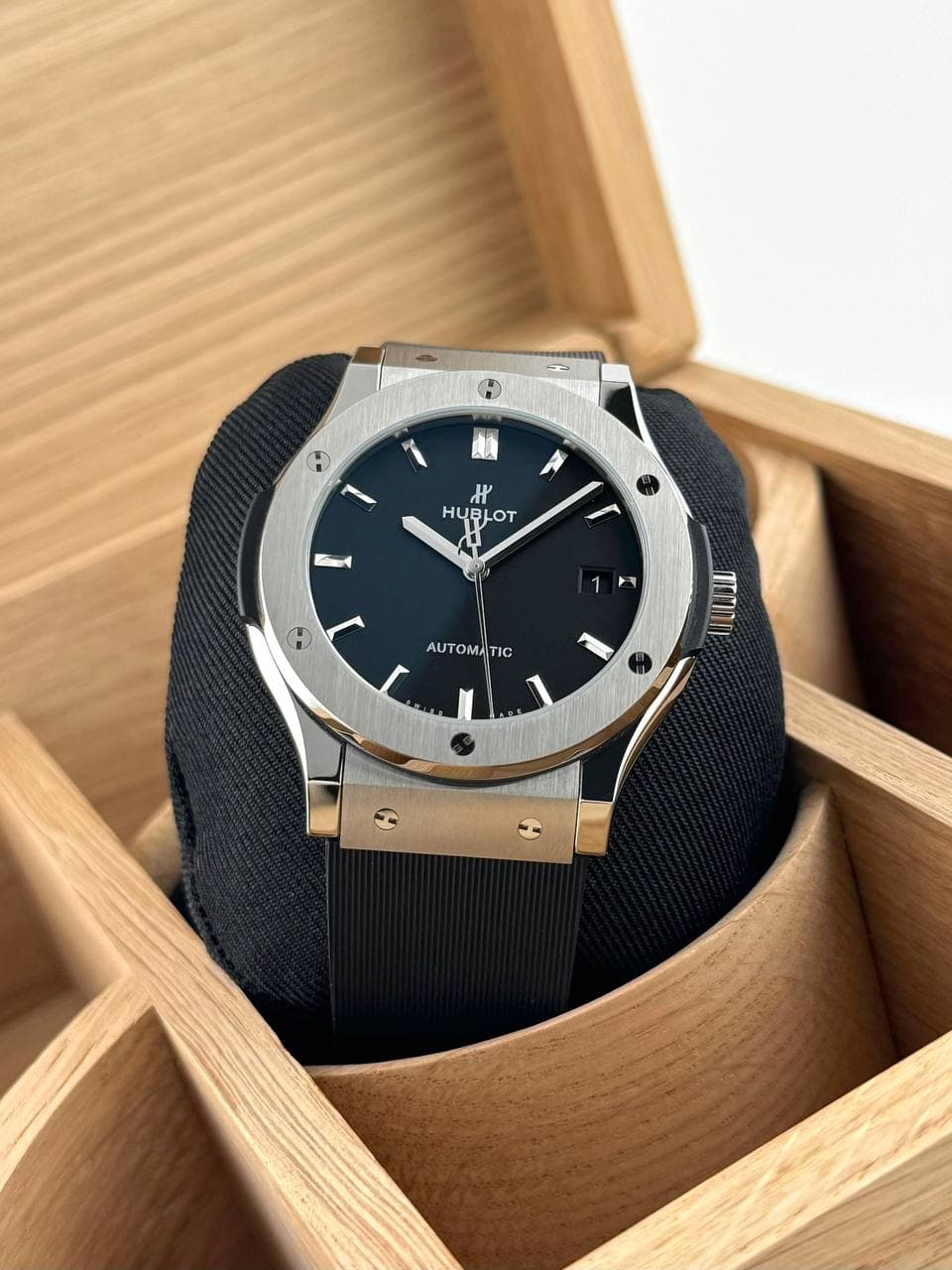 Hublot Classic Fusion Black dial
